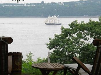 Vue imprenable sur le fleuve