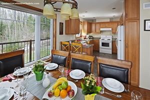 chalet avec spa, sauna ou bain tourbillon  Charlevoix