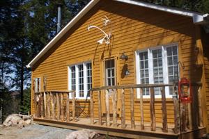 chalet avec spa, sauna ou bain tourbillon  