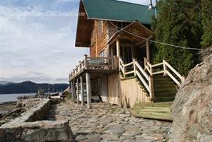 chalet � louer bord de l'eau  