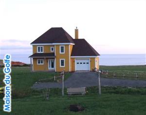 chalet avec spa, sauna ou bain tourbillon  Iles de la Madeleine