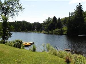 chalet � louer bord de l'eau  