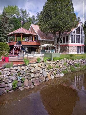 chalet � louer bord de l'eau  
