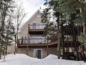 chalet � louer bord de l'eau Saint-Adolphe d'Howard Laurentides