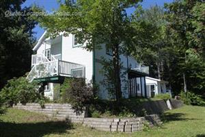 chalet � louer bord de l'eau  Mauricie