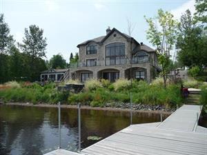 chalet � louer bord de l'eau  Estrie/Cantons-de-l'est