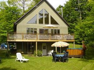 chalet � louer bord de l'eau  Estrie/Cantons-de-l'est