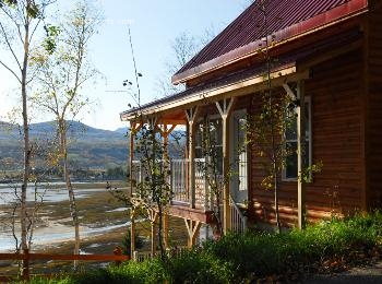 chalet a louer, Vue �poustouflante sur le fleuve