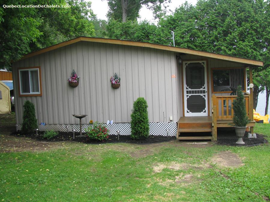 Cottage Rental Quebec Outaouais Val Des Bois The Green Lake