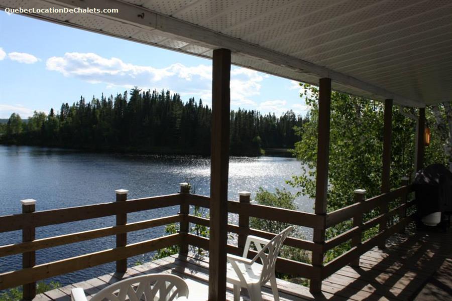 Chalet à louer SaguenayLacStJean, Bégin Chalet au bord de l'eau ID 3665 Chalet à louer SaguenayLacStJean, Bégin Chalet au bord de l'eau ID 3665
