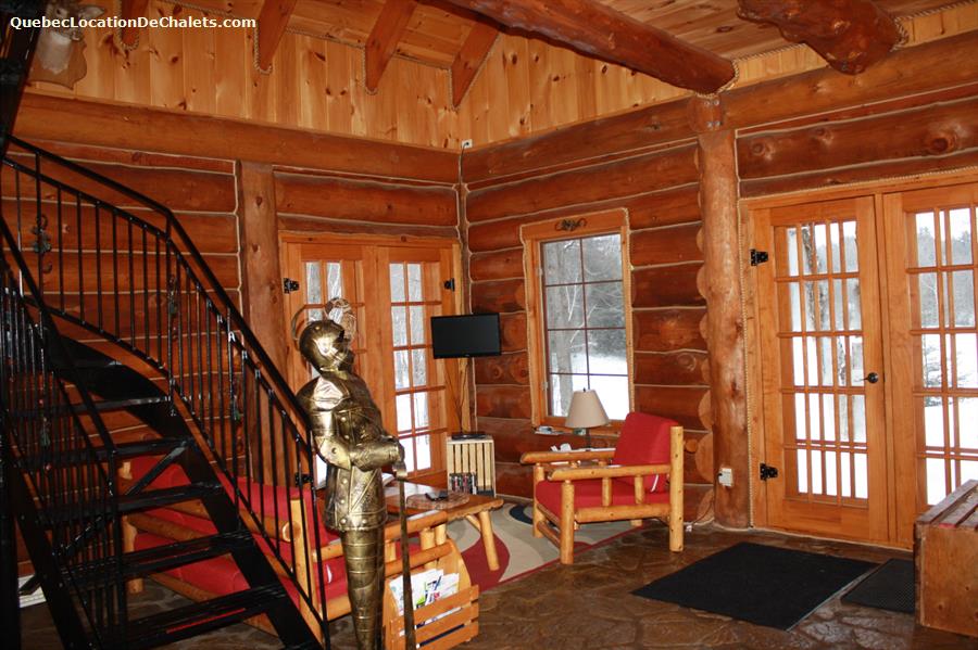 Chalet à louer Laurentides, GrenvillesurlaRouge Chalet au bord de