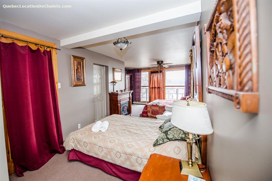 Cottage rental Québec, Outaouais, Montebello Waterfront cottage ID 4151