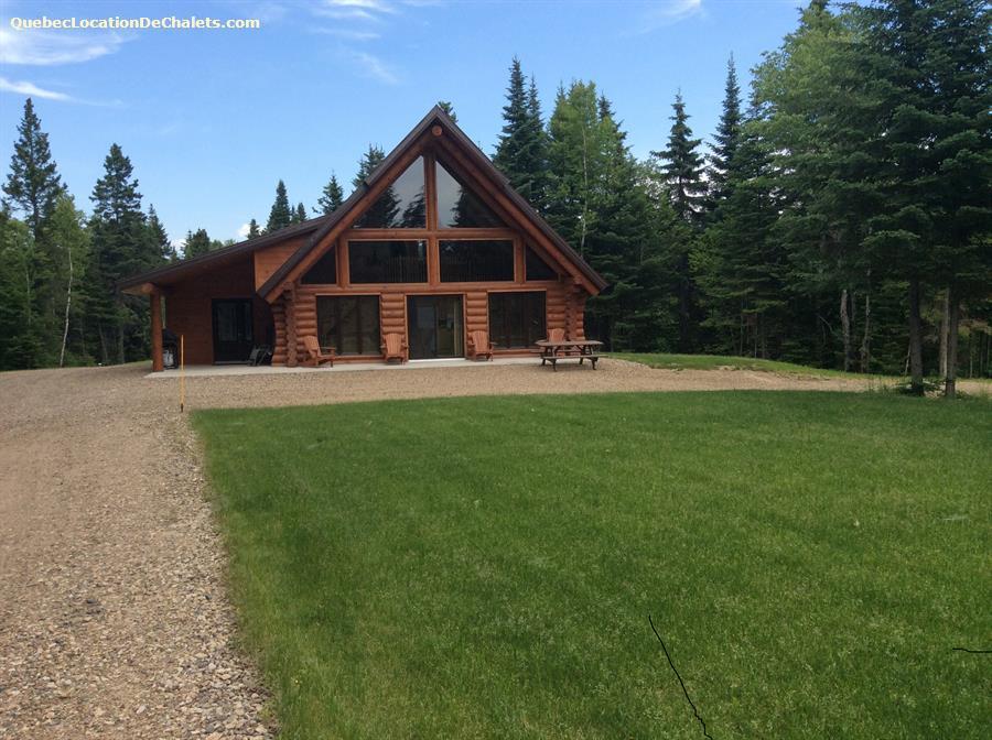 Chalet à louer Charlevoix, SaintTitedesCaps Chalet des Deux Montagnes
