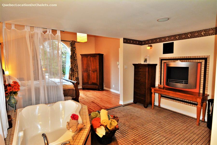 Chalet à louer Laurentides, ValDavid Le Lagon Bleu ID 4500 Chalet à louer Laurentides, ValDavid Le Lagon Bleu ID 4500