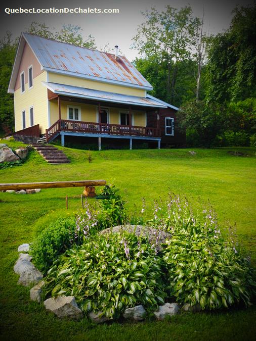Chalet à louer Laurentides, NotreDameduLaus Maison ancestrale