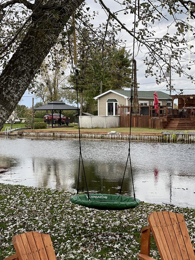 Cottage rental Québec, Montérégie, SaintAnicet Chalet Le Port'eau ID