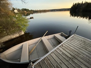 waterfront cottage rentals Saint-Claude, Estrie/Cantons-de-l'est