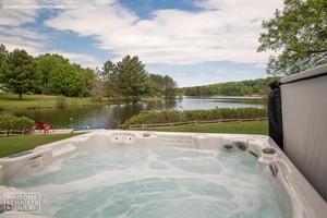 waterfront cottage rentals Canton de Cleveland, Estrie/Cantons-de-l'est