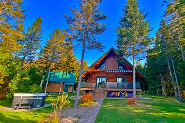 waterfront cottage rentals Sainte-Christine d'Auvergne, Québec