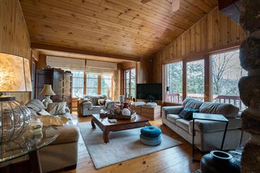 cottage rentals Saint-Sauveur, Laurentides