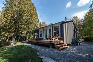 cottage rentals Sainte-Cécile-de-Whitton, Estrie/Cantons-de-l'est