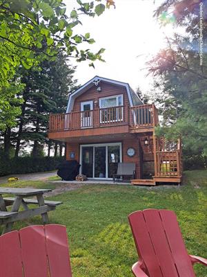 chalets à louer bord de l'eau Saint-Hubert de Rivière-du-Loup, Bas Saint-Laurent