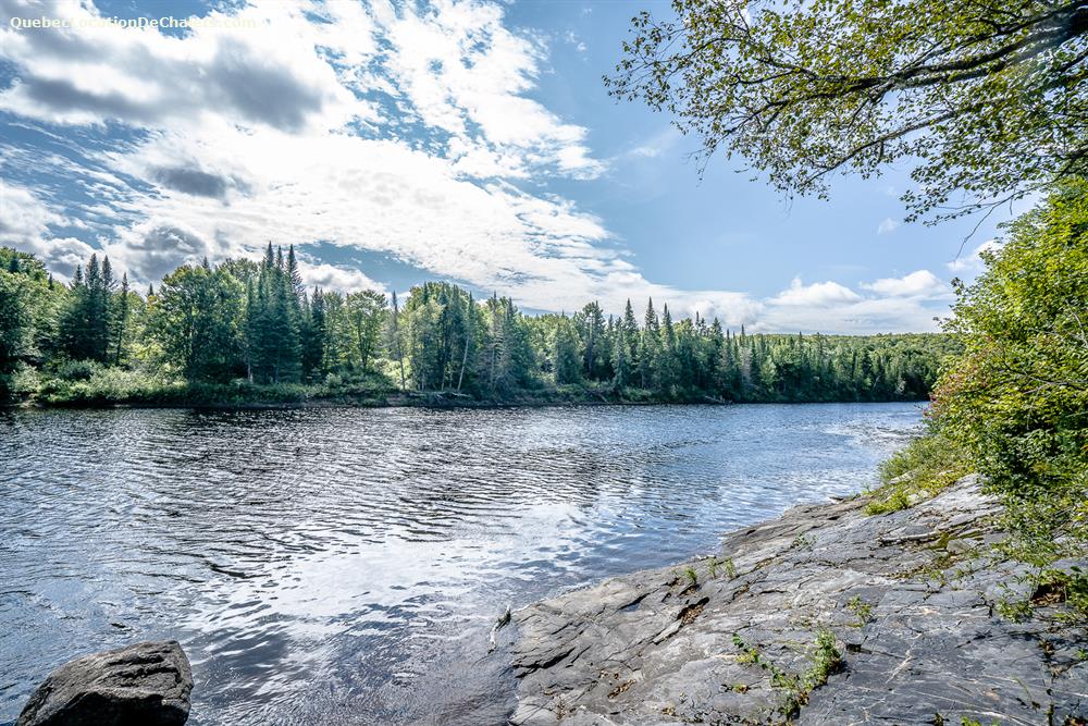 Chalet à louer Mauricie, LacauxSables Chalet Le Bon Vingt Bord de
