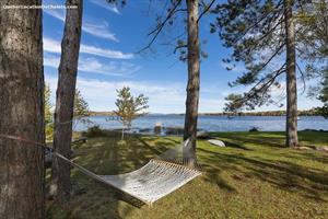 cottage rentals Stratford, Estrie/Cantons-de-l'est