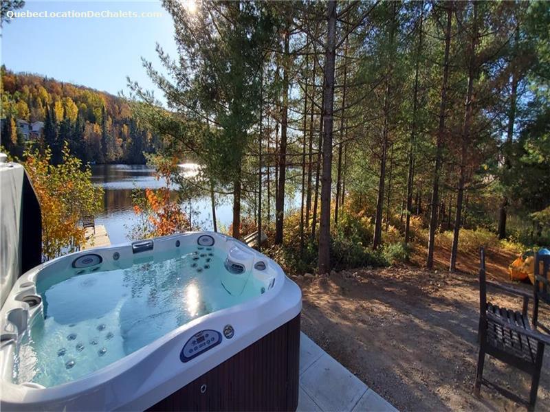 Chalet à louer Laurentides, LacSaguay CHALET SPA ÉMERAUDE DU LACSAGUAY