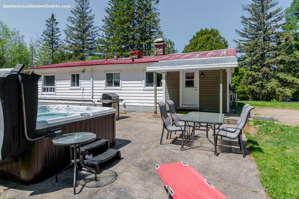 Chalet à louer Québec, FossambaultSurLeLac Chalet Fossambault spa