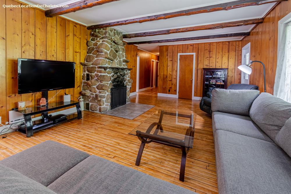 Chalet à louer Québec, FossambaultSurLeLac Chalet Fossambault spa