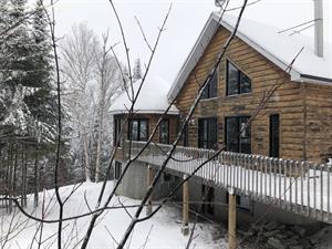 chalets à louer bord de l'eau Saint-Adolphe d'Howard, Laurentides