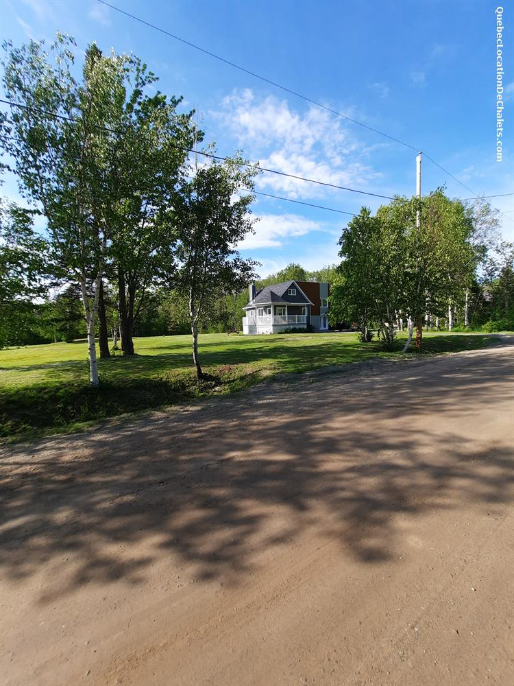Chalet à louer Bas SaintLaurent, SaintMathieudeRioux ici le Bonheur