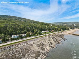 chalet a louer | FACE AU FLEUVE - LA BRISE MARINE ET LA RIVERAINE