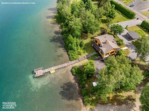 chalets à louer bord de l'eau L'Ascension-de-Notre-Seigneur, Saguenay-Lac-St-Jean