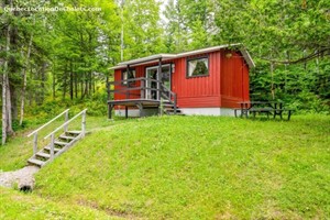 waterfront cottage rentals Pohénégamook, Bas Saint-Laurent