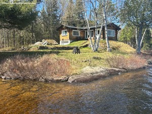 cottage rentals La Macaza, Laurentides