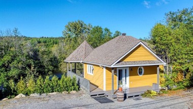 cottage rentals Prévost, Laurentides