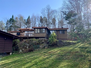chalets à louer bord de l'eau Sainte-Anne-des-Lacs, Laurentides