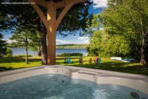 waterfront cottage rentals Asbestos, Estrie/Cantons-de-l'est