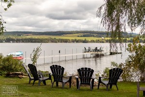 waterfront cottage rentals Beaulac-Garthby, Chaudière Appalaches