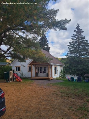 waterfront cottage rentals Sainte-Émélie-de-l'Énergie, Lanaudière