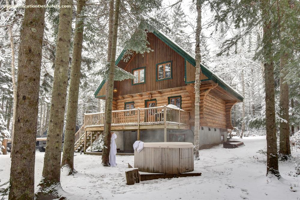 Cottage rental Québec, Laurentides, MontTremblant Le Solitude 2 bedrooms with spa Mont