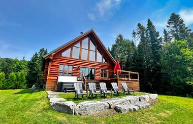 chalet a louer | Le Carcajou