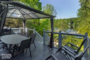 waterfront cottage rentals Saint-Calixte, Lanaudière