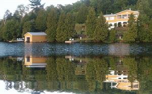 cottage rentals Sainte-Marguerite-du-Lac-Masson, Laurentides