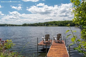 waterfront cottage rentals Saint-Claude, Estrie/Cantons-de-l'est