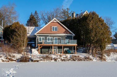 chalets bord de l'eau riverains Saint-Claude, Estrie/Cantons-de-l'est