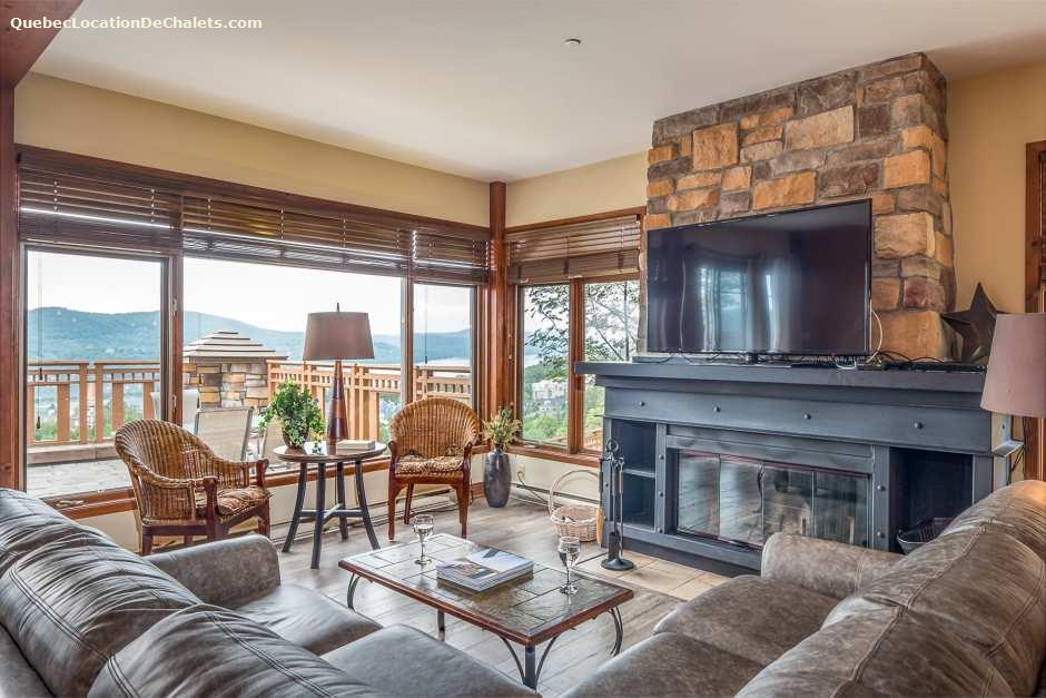 Cottage rental Québec, Laurentides, MontTremblant Le Solitude 2 bedrooms with spa Mont Cottage rental Québec, Laurentides, MontTremblant Le Solitude 2 bedrooms with spa Mont