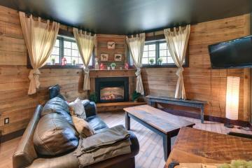 waterfront cottage rentals Val-des-Monts, Outaouais